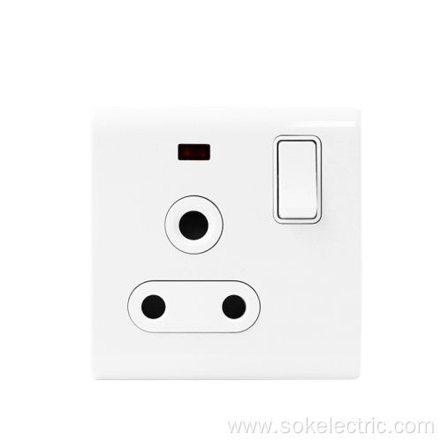 15A 250V Single Pole Switched 3Round Pin Socket